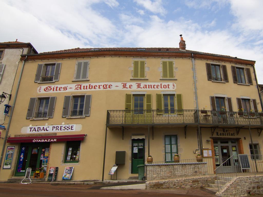 Gites Le Lancelot Ambierle Εξωτερικό φωτογραφία